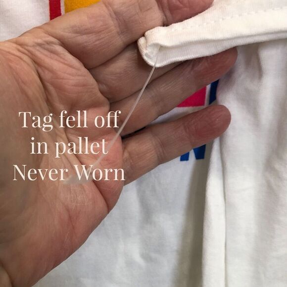 MTV - NWOT - M Sz Large Officially Licensed Festival (Cactus & Aloe) Logo Tee - Picture 10 of 16